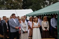 1736415_1757275623_85816900