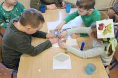 609288a1-b7c3-4097-bb5d-1ccdbc465949