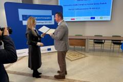 25abb678-0fd1-4886-892b-d007692be6f4