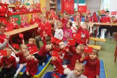 87189615_140242894123681_6918400218807402496_o